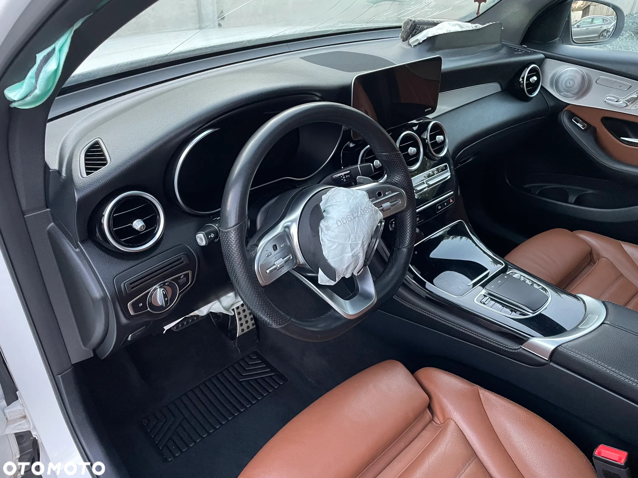 Mercedes-Benz GLC 220 d 4Matic 9G-TRONIC AMG Line - 22