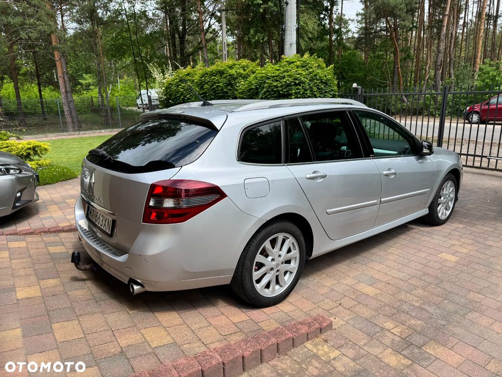 Renault Laguna dCi 150 FAP Dynamique - 8