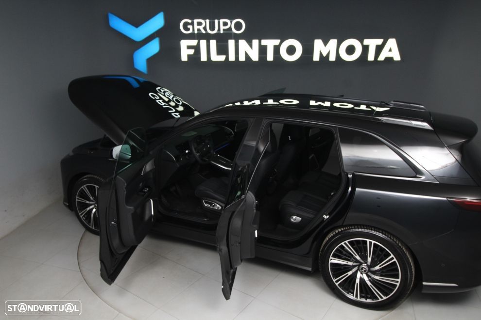 Xpeng G9 93.1 kWh AWD Performance - 12