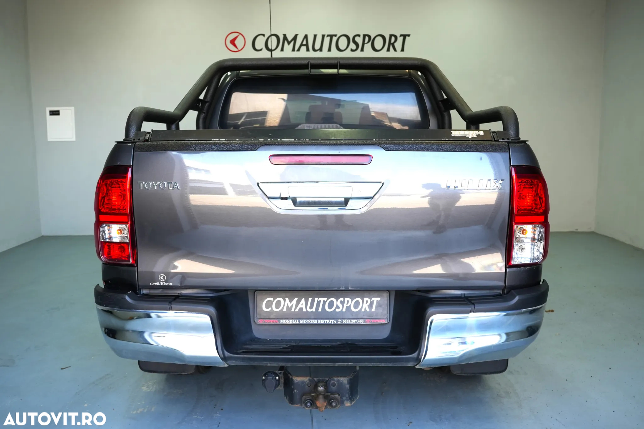 Toyota Hilux 4x4 Double Cab A/T Invincible - 5