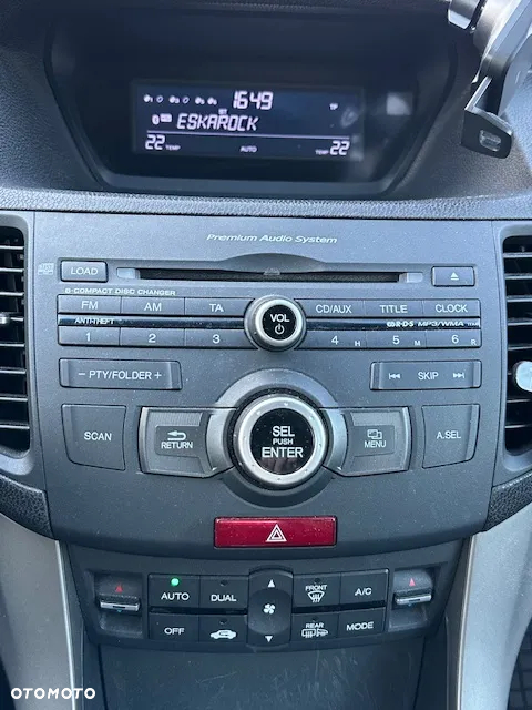 Honda Accord 2.0 Executive - 17