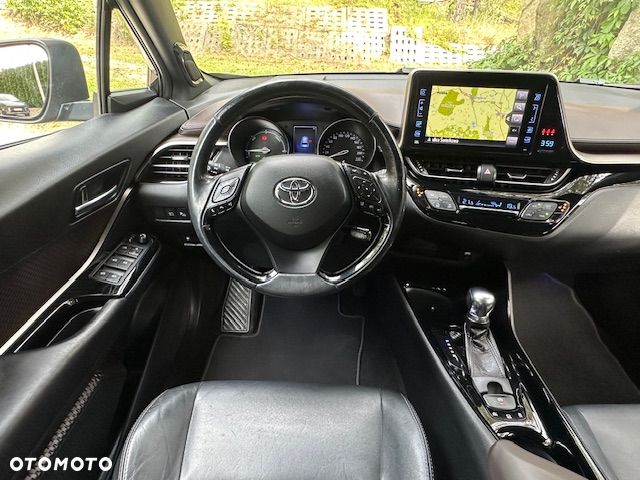 Toyota C-HR Style Selection - 34