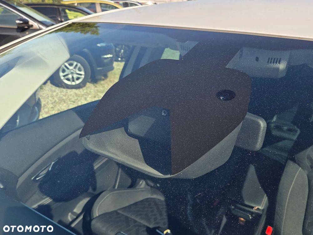 Renault Scenic TCe 140 GPF LIMITED - 26