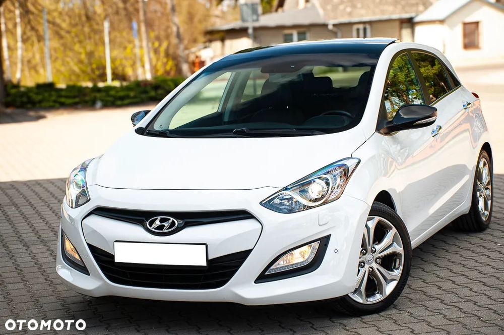 Hyundai i30 blue 1.6 CRDi Trend - 5