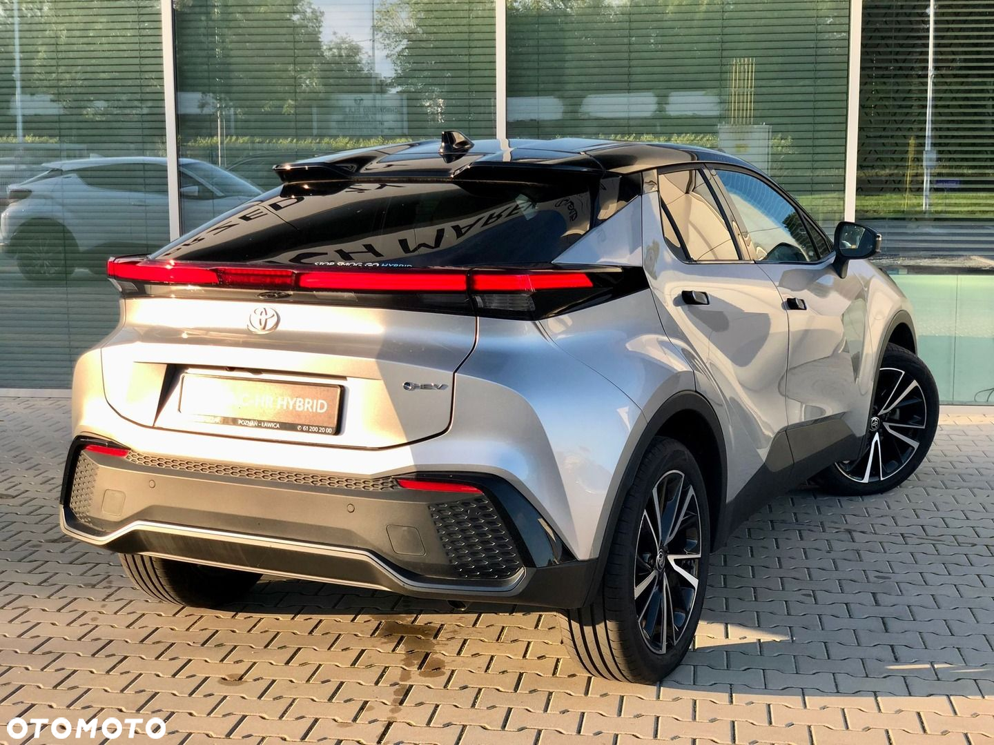 Toyota C-HR - 12