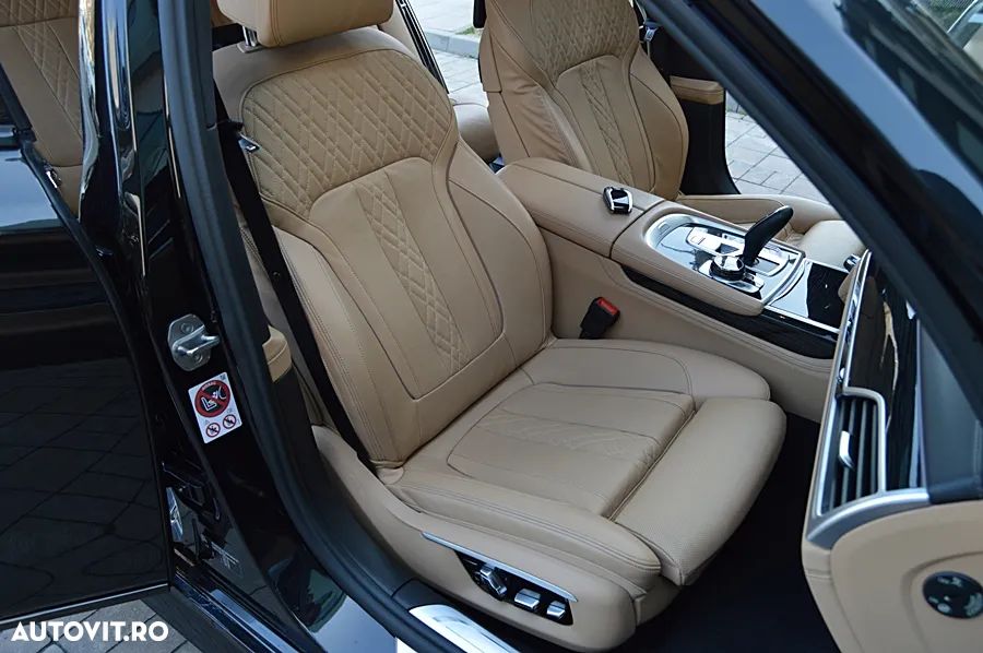BMW Seria 7 740Ld xDrive - 34