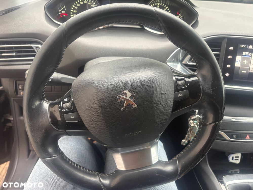 Peugeot 308 - 12