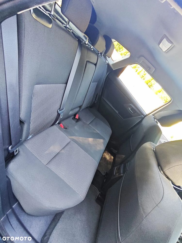 Toyota Auris 2.0 D-4D Premium Comfort - 32