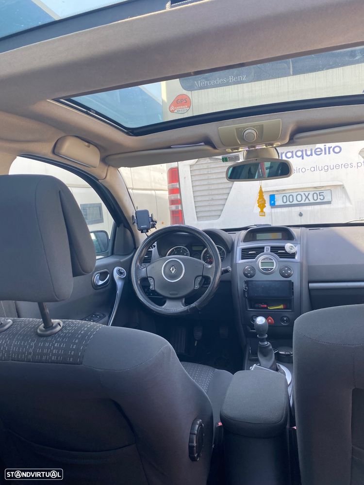 Renault Mégane Break 1.5 dCi Confort - 4