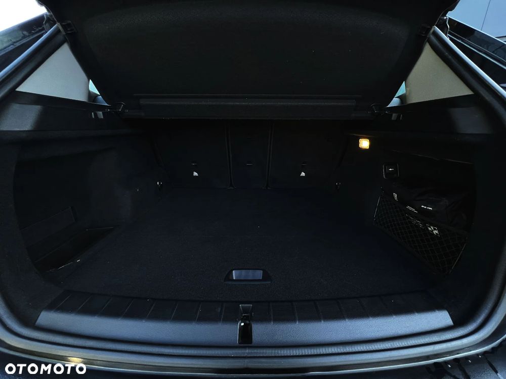 BMW X1 sDrive18d - 36