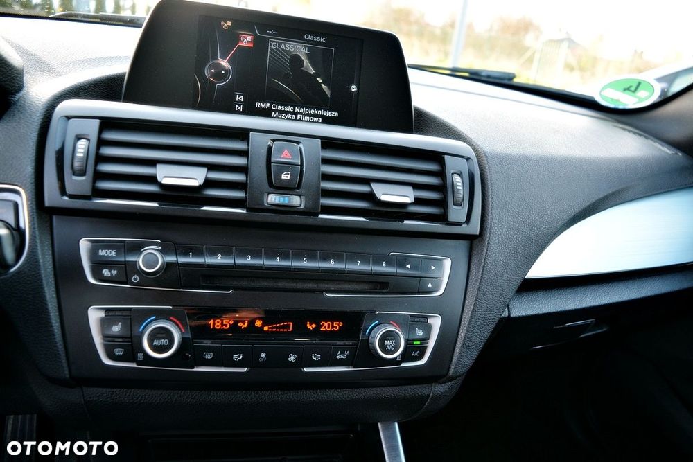 BMW Seria 1 116i - 17