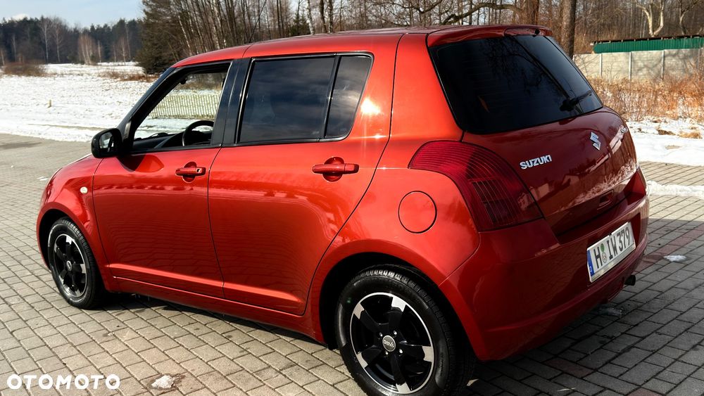 Suzuki Swift 1.3 Limited 25 - 8