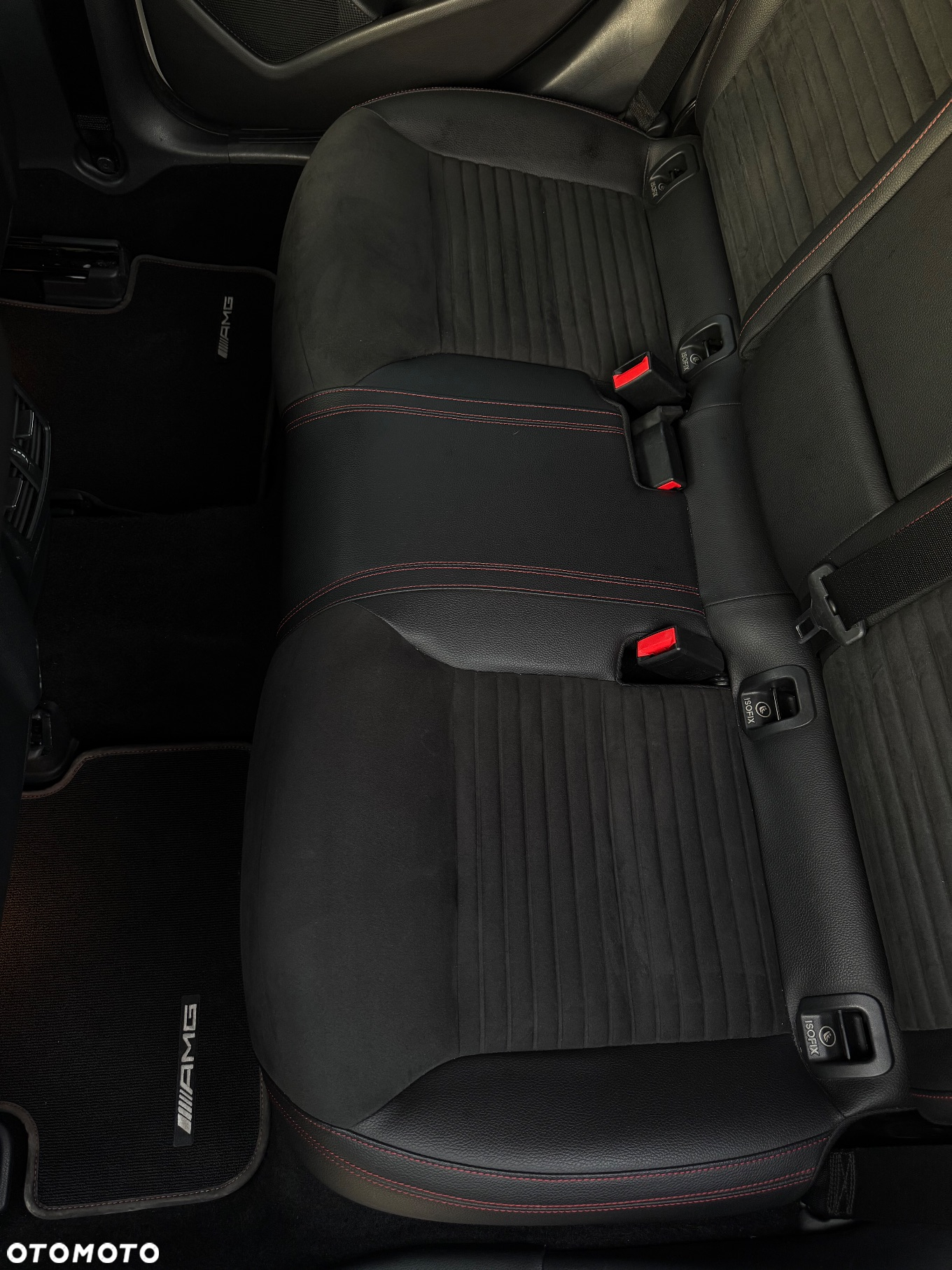 Mercedes-Benz GLA 200 7G-DCT AMG Line - 10