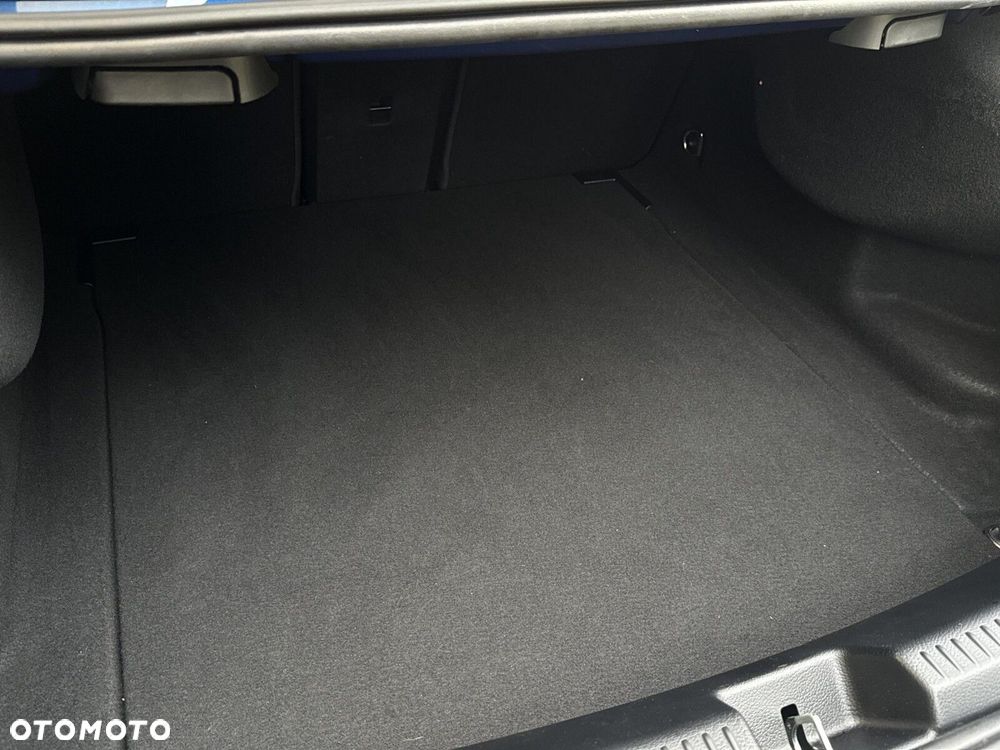 Mercedes-Benz CLA 200 AMG Line 7G-DCT - 11