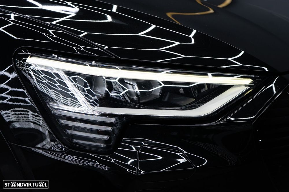 Audi e-tron 50 quattro S line - 14