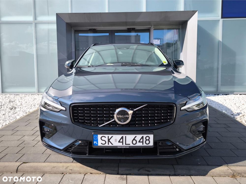 Volvo V60 2026 photo 2