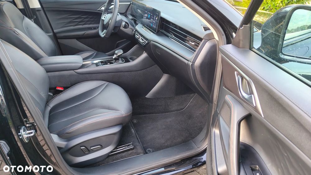 MG HS 1.5 T-GDI Excite DCT - 14