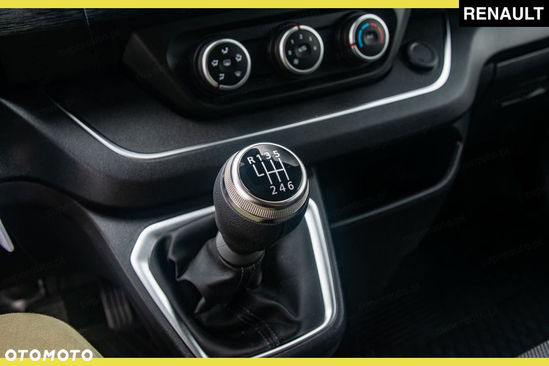 Renault Trafic - 24