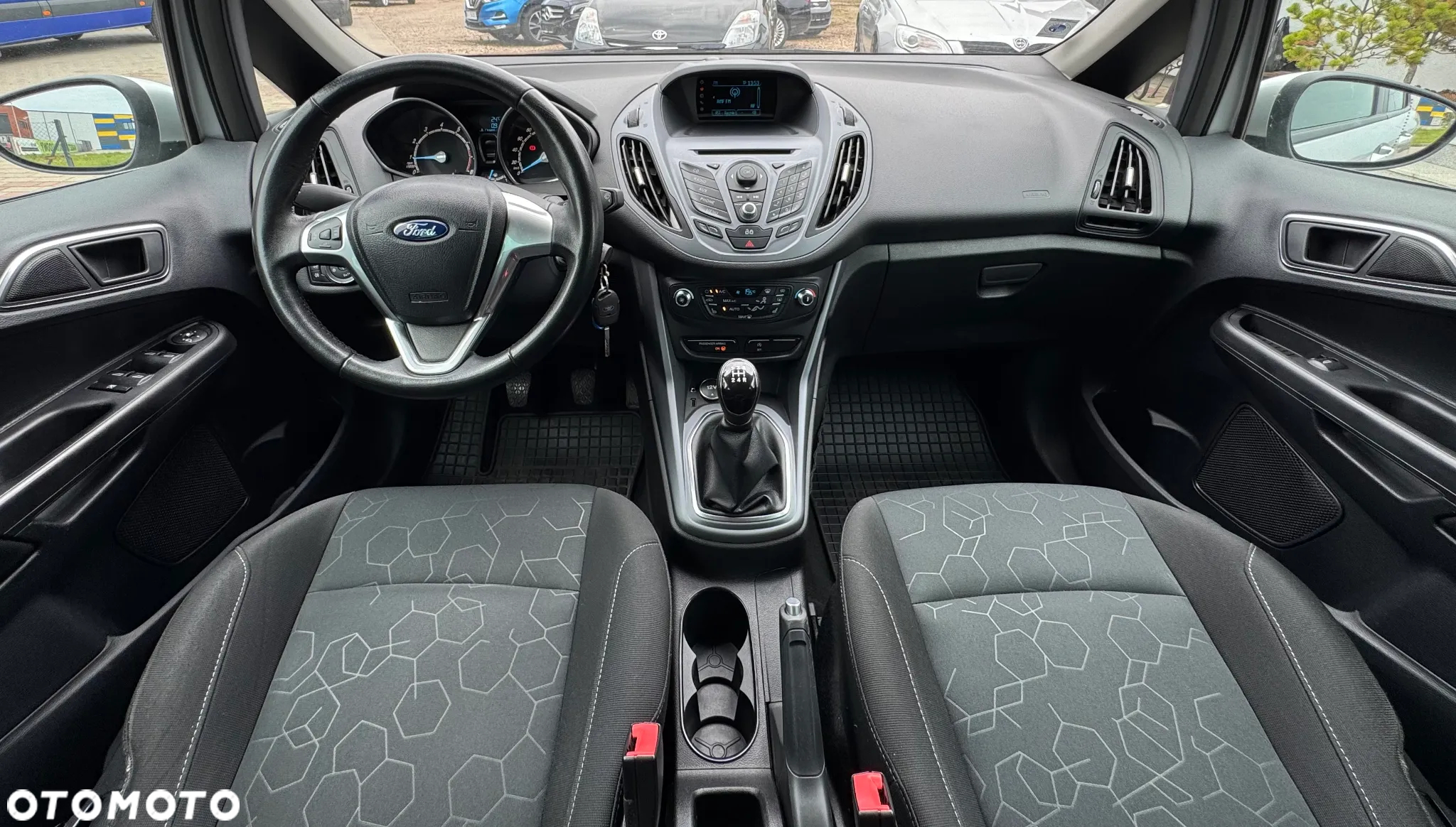 Ford B-MAX - 13