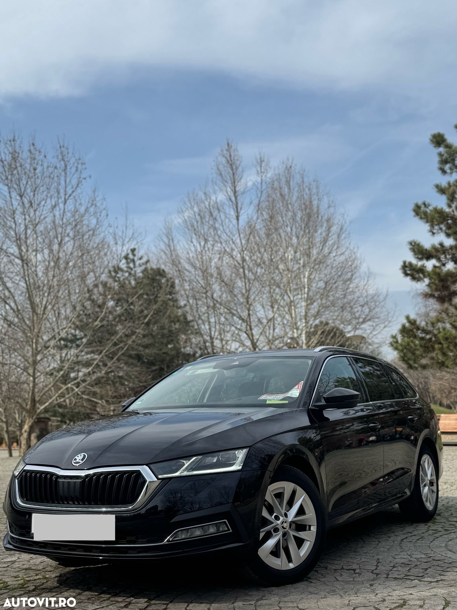 Skoda Octavia 2.0 TDI DSG Ambition - 4
