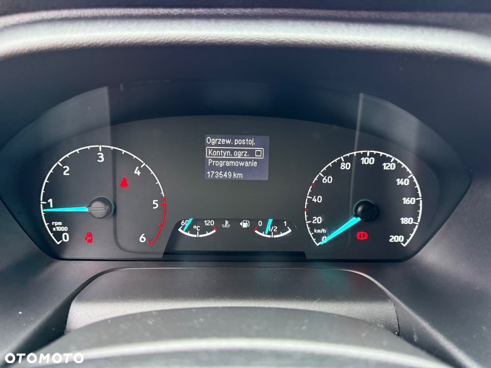 Ford Transit Custom - 37