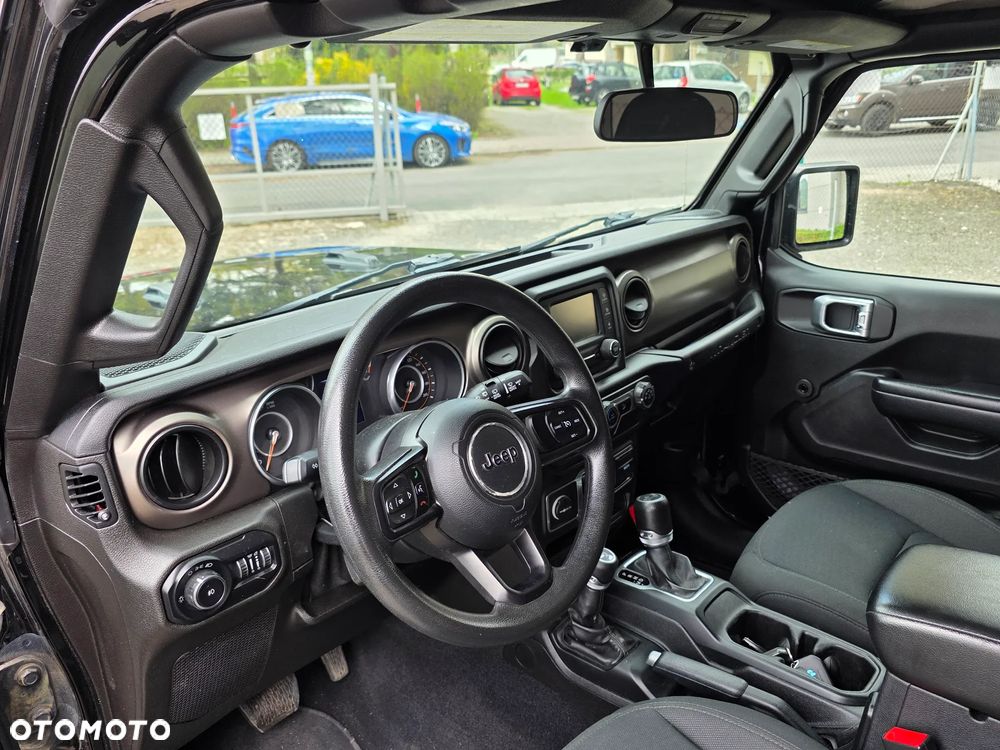 Jeep Wrangler 2.0 T-GDI Hardtop AWD Automatik Sport - 12