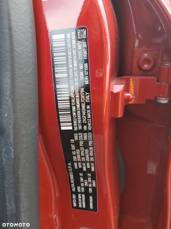 Alfa Romeo Stelvio 2.0 Turbo 16V AT8-Q4 Veloce Ti - 13