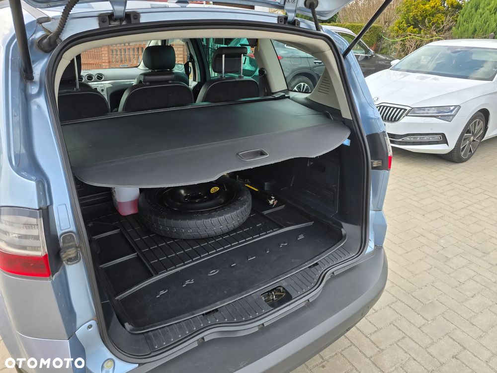Ford S-Max - 18