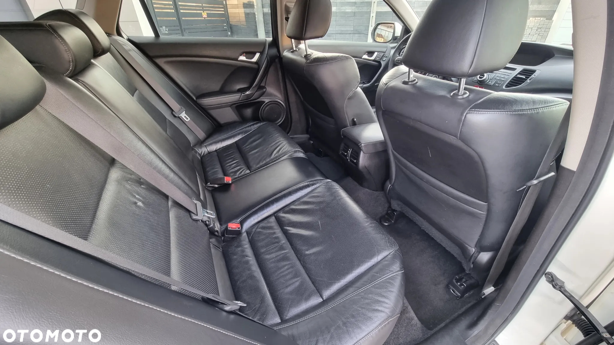 Honda Accord 2.4 Executive Nav+ACC+LKAS - 19