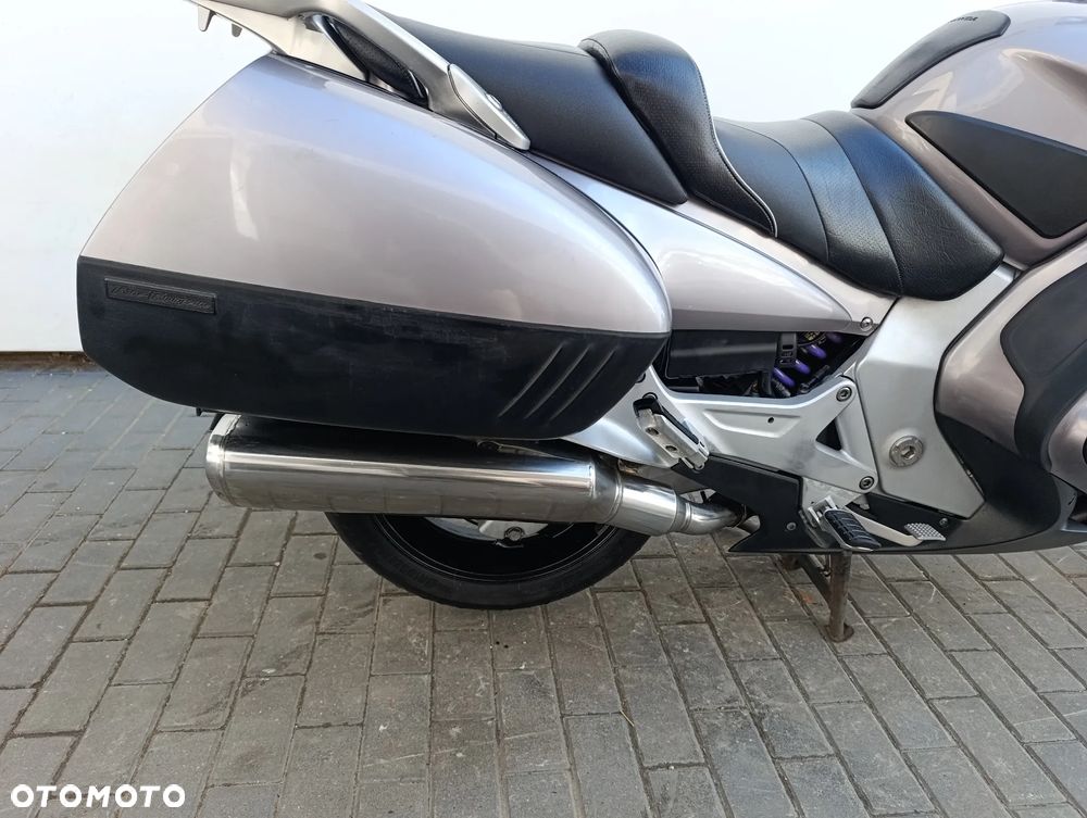 Honda ST - 22