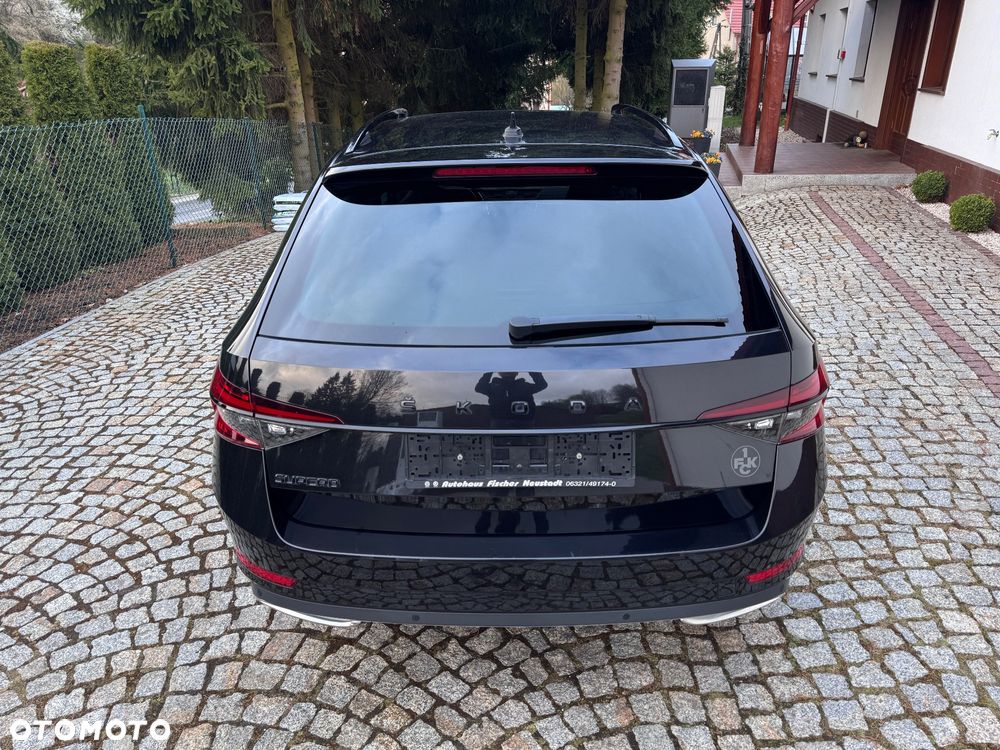 Skoda Superb 2.0 TDI SCR Sportline DSG - 6