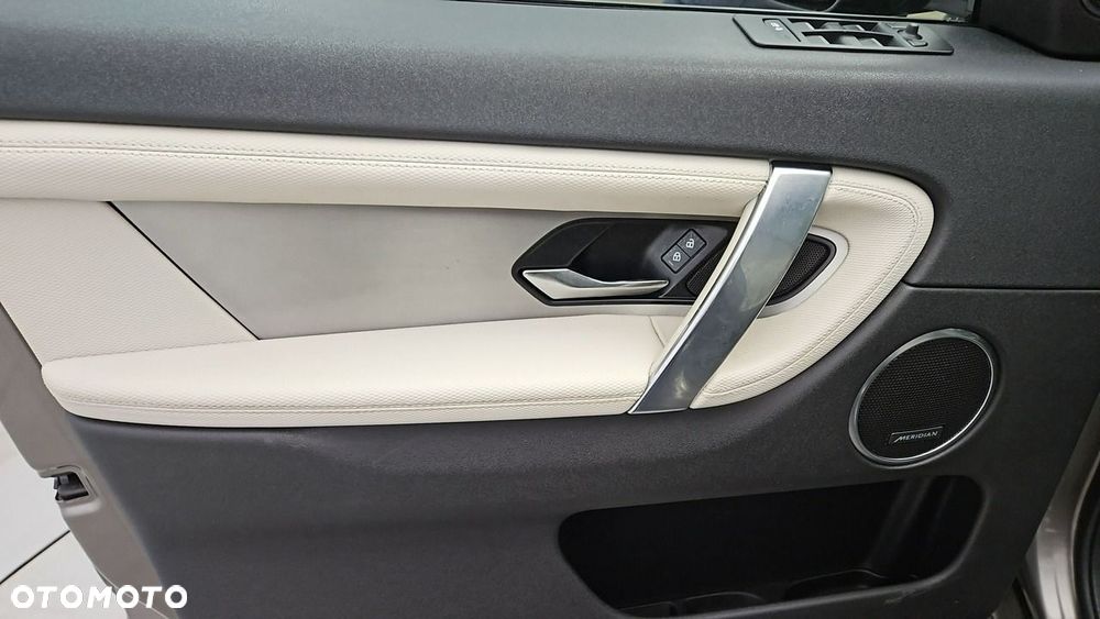 Land Rover Discovery Sport 2.0 D200 mHEV - 10