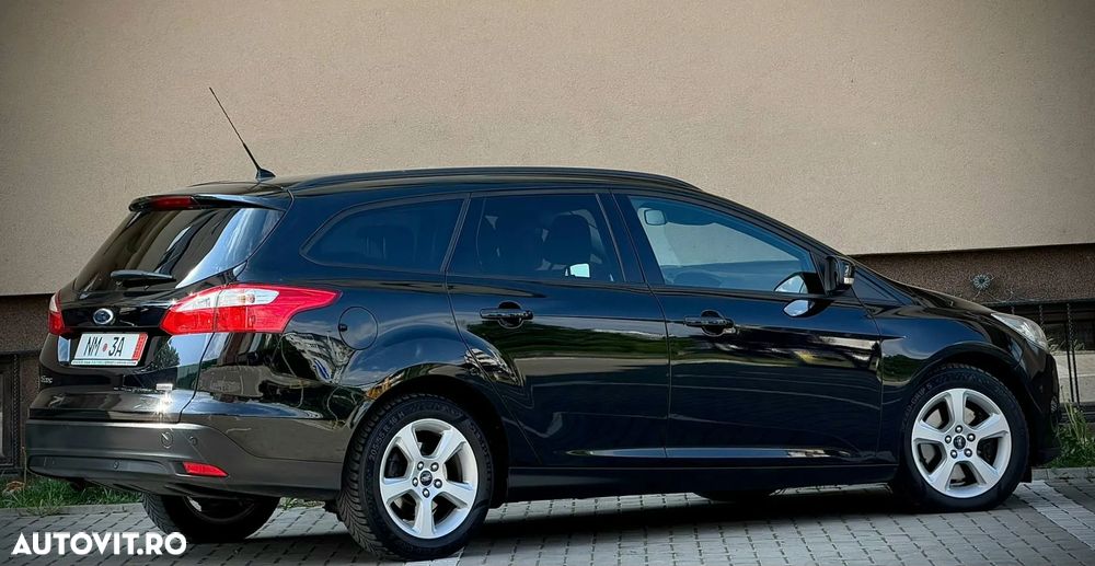 Ford Focus 1.6 TDCi DPF SYNC Edition - 3