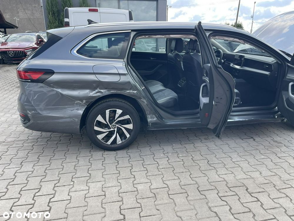 Volkswagen Passat Variant 2.0 TDI SCR Elegance DSG - 5