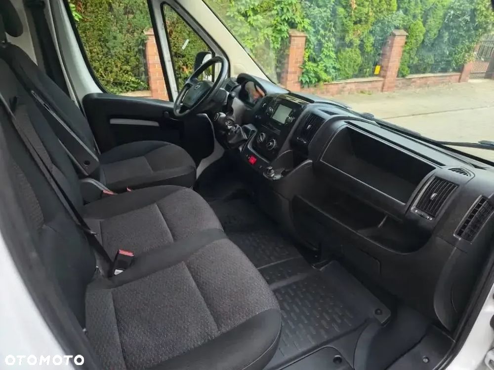 Opel Movano - 7