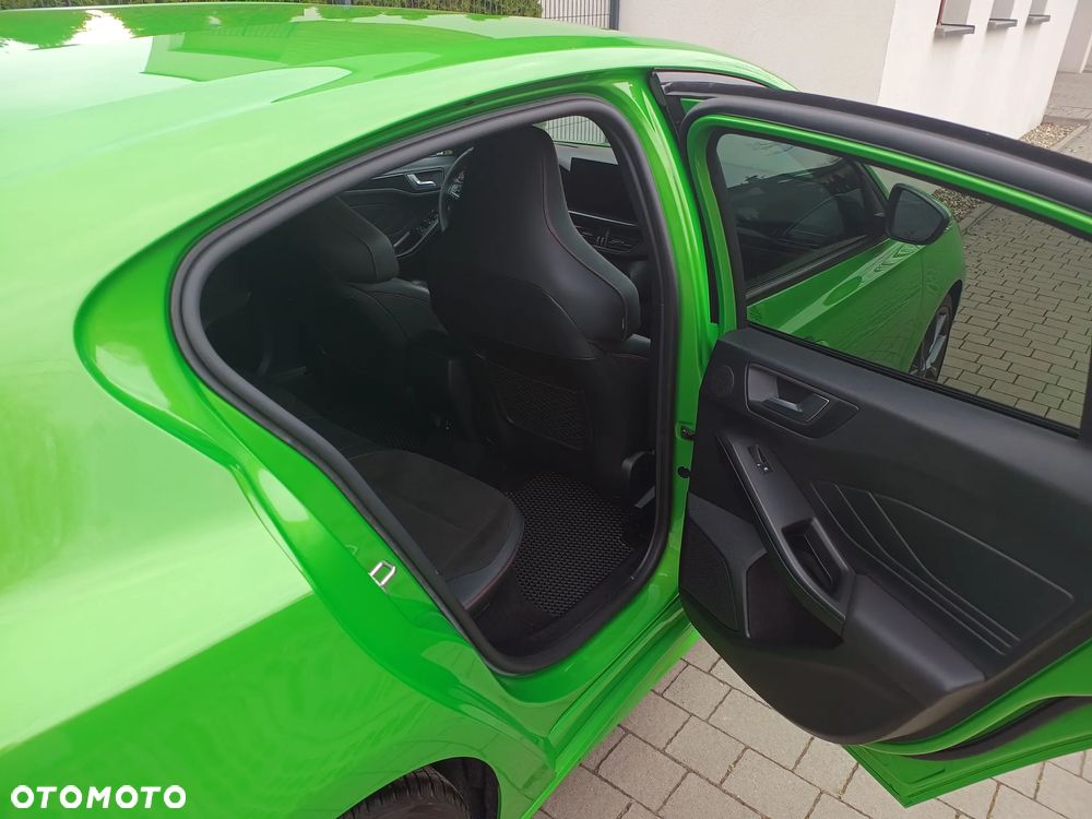 Ford Focus 2.3 EcoBoost ST X - 11