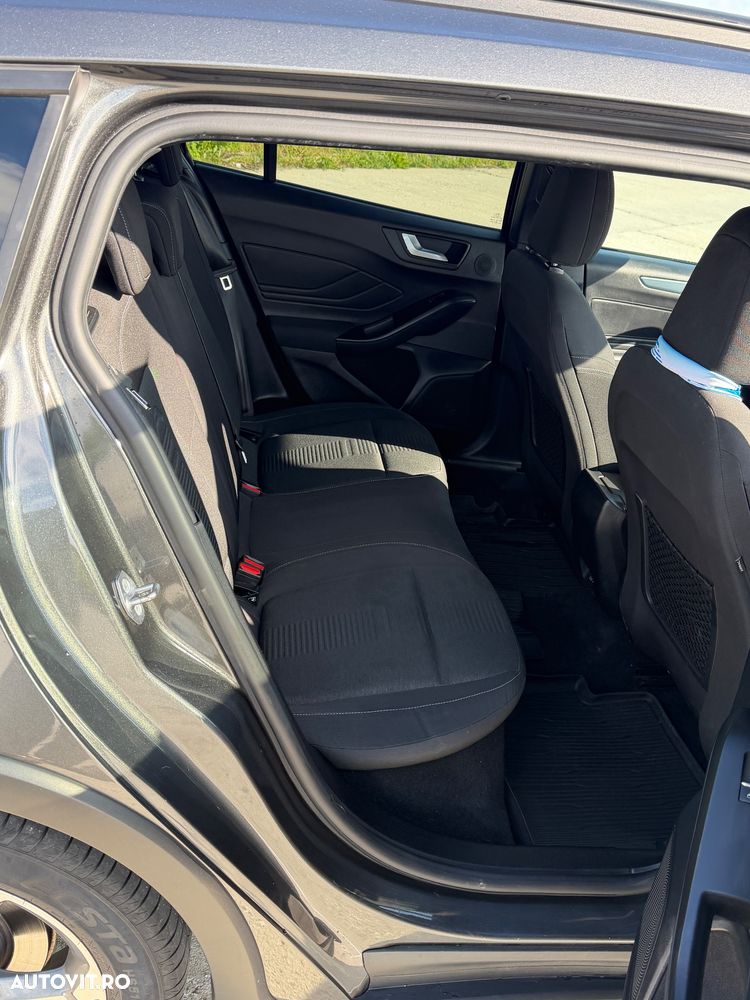 Ford Focus 1.5 EcoBlue Active - 5