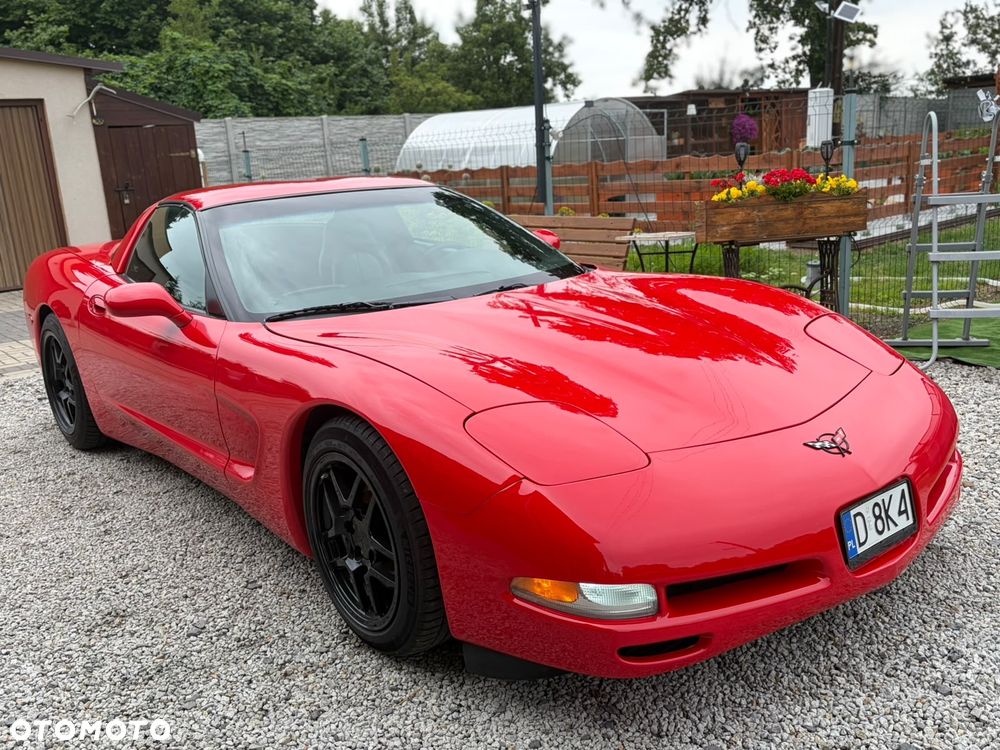 Chevrolet Corvette - 3