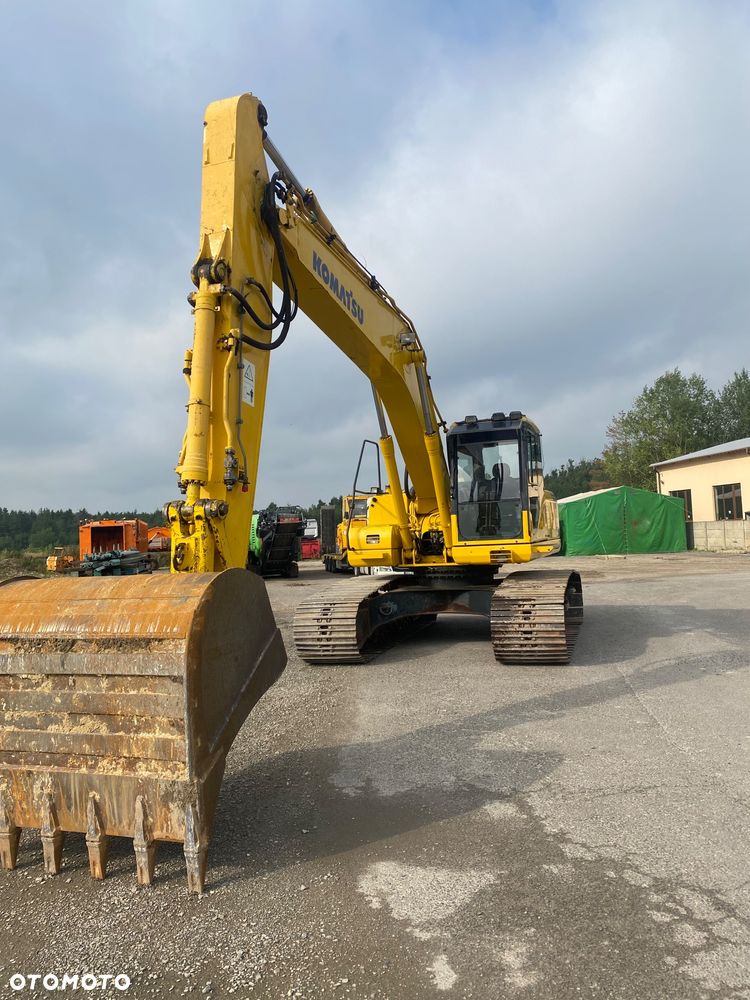 Komatsu PC 210 LC - 17