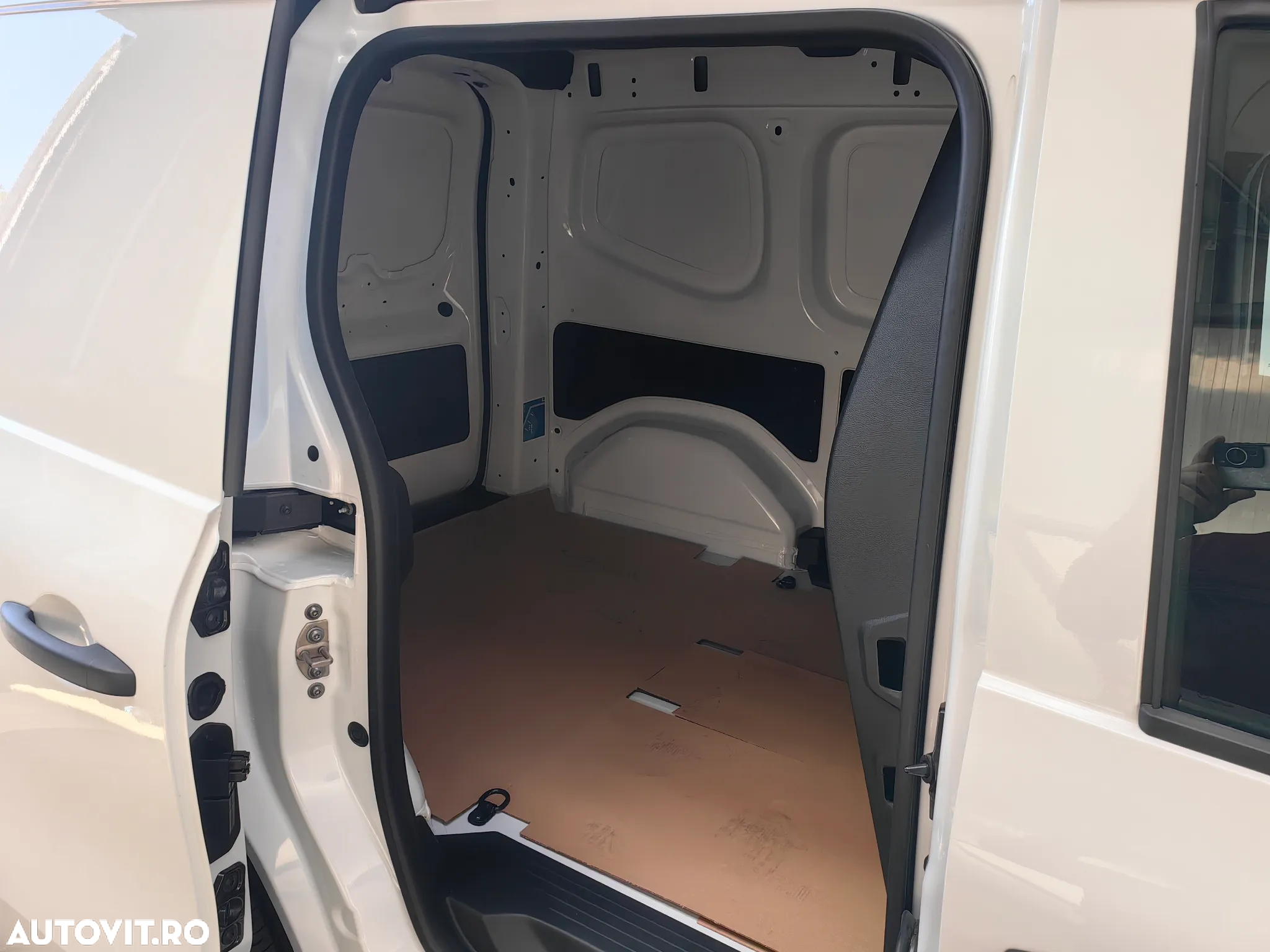 Renault KANGOO VAN 95 CP - 7