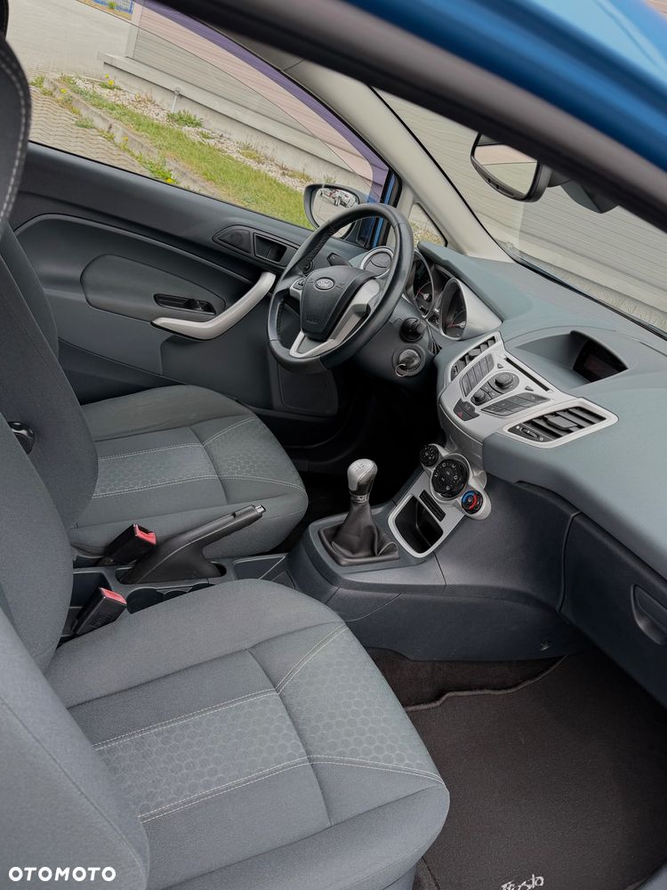 Ford Fiesta 1.25 SYNC Edition - 21