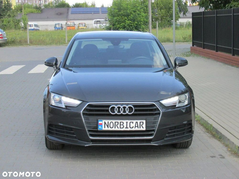 Audi A4 Limousine 1.4 TFSI Design - 2