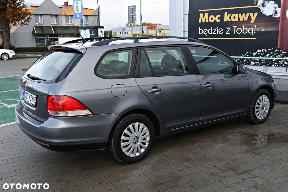 Volkswagen Golf - 16