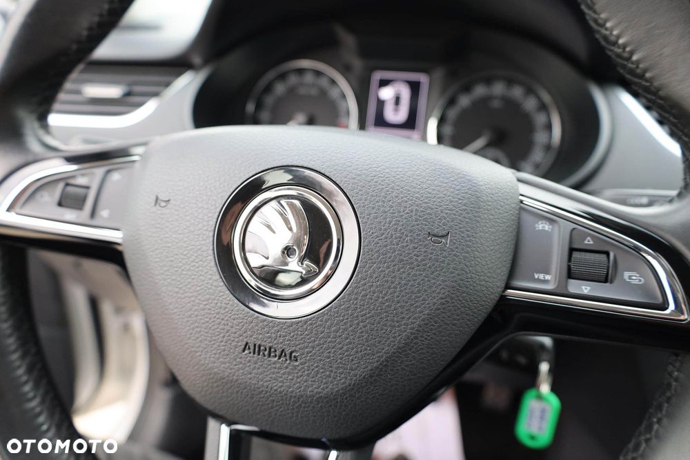 Skoda Octavia 2.0 TDI Ambition DSG - 29
