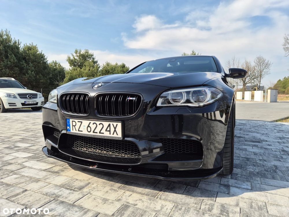 BMW M5 Standard - 32
