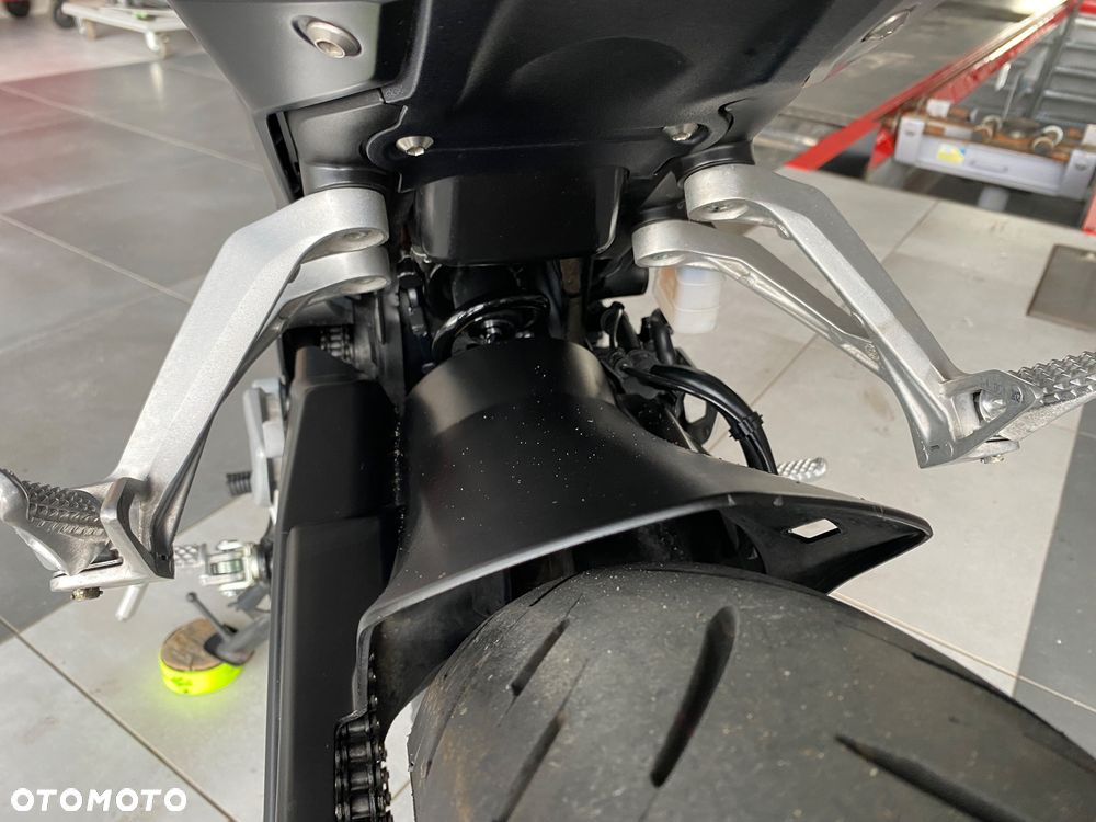 Honda CBR - 30