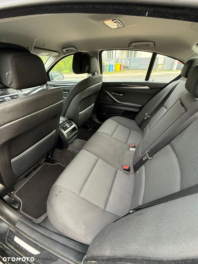 BMW Seria 5 520d - 13