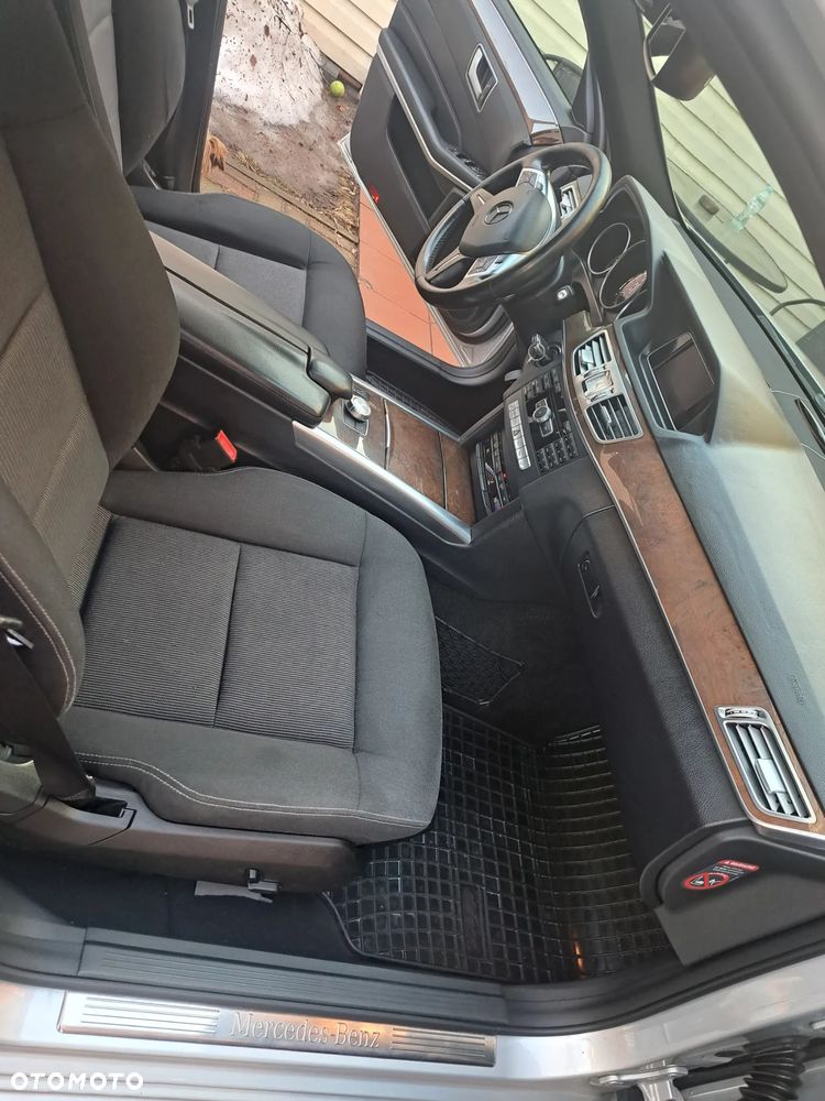 Mercedes-Benz Klasa E 200 BlueTEC 7G-TRONIC Elegance - 11