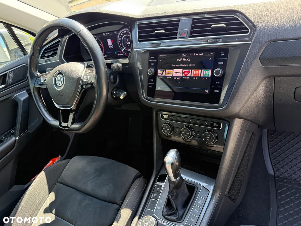 Volkswagen Tiguan 2.0 TDI SCR 4MOTION DSG Highline - 25