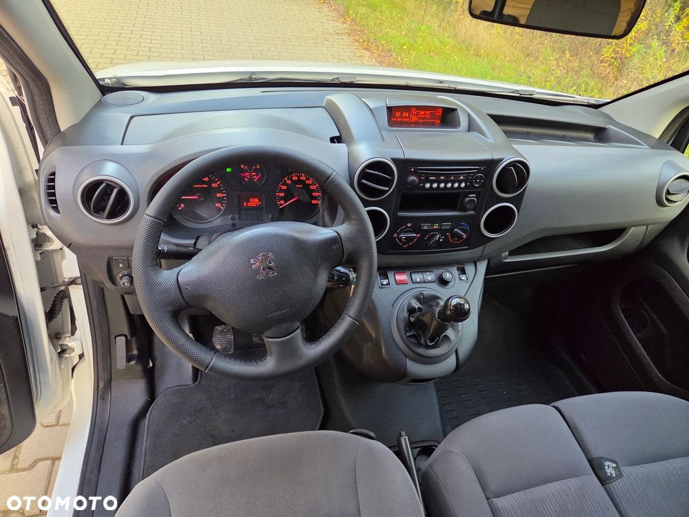 Peugeot Partner - 11